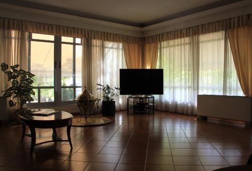 Pubi/Aula, Hotel Platon in Lykovrysi