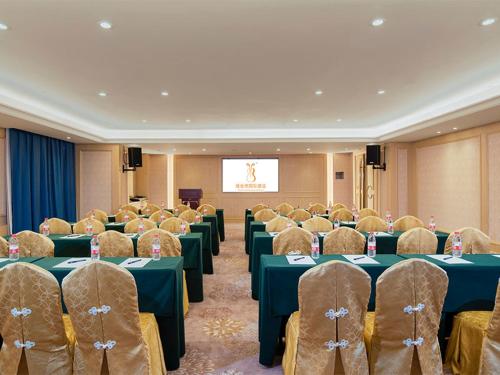. Vienna International Hotel (Jiaxing Nanhu Hotel)