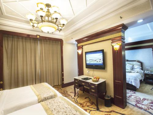 . Vienna Hotel Beihai Beibu Bay Square