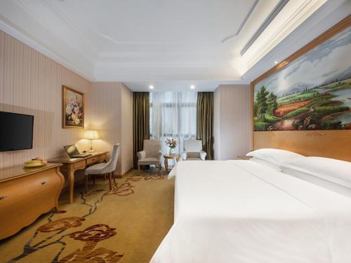 Vienna International Hotel Fuzhou Cangshan Wanda