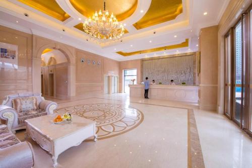 Vienna Hotel Huizhou Yuanzhou in Boluo