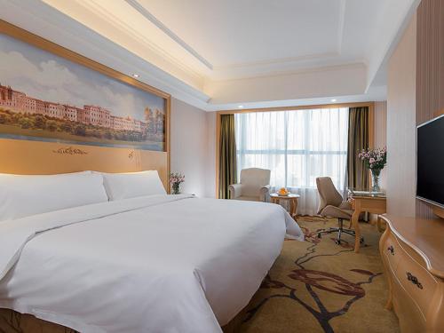 Vienna International Hotel Shenzhen Qianhai – Shenzhen, IA