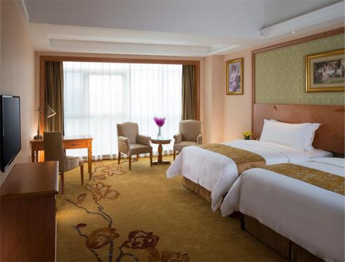 . Vienna International Hotel Shenzhen Longgang Lilang
