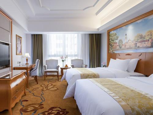 Vienna International Hotel Changsha Shumuling Subway Station – Changsha, KY