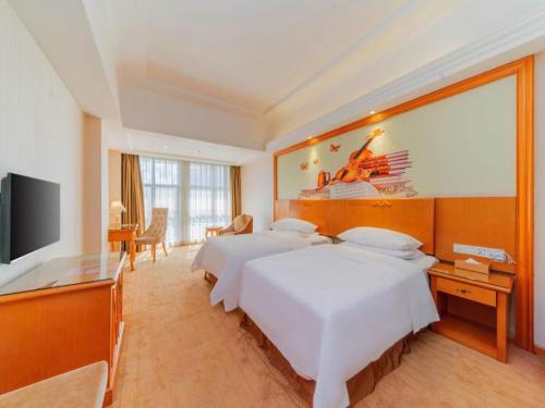 Vienna Hotel Shiyan Guangming Road