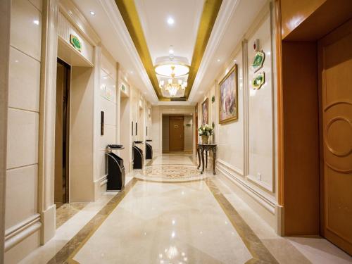 Vienna International Hotel Guizhou Weng'an Qilong Binfen Moer City photo 4