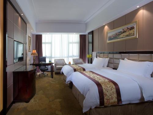 Vienna International Hotel Guangdong Zhongshanbei Station photo 3
