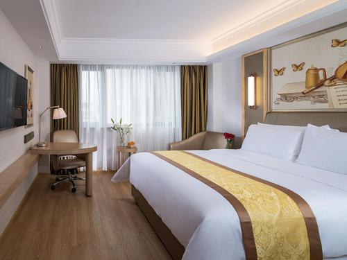 Vienna International Hotel (Changfeng Park Shop, Jinshajiang Road, Shanghai), Shanghai (photo 10)