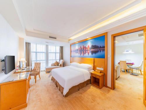 Vienna Hotel Shiyan Guangming Road