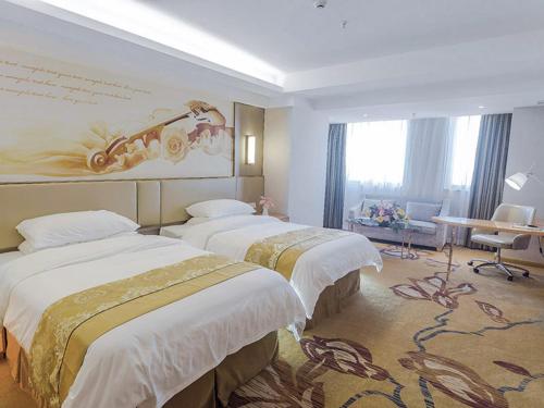 Vienna International Hotel (Zhanjiang Wanda Plaza) 