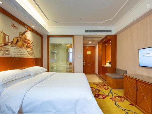 . Vienna Hotel Zhejiang Ningbo Airport