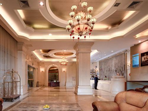 Vienna Hotel Dongguan Hou street Wanda Plaza