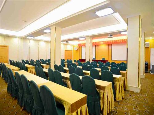 Vienna 3 Best Hotel Liuzhou Yuejiang Road