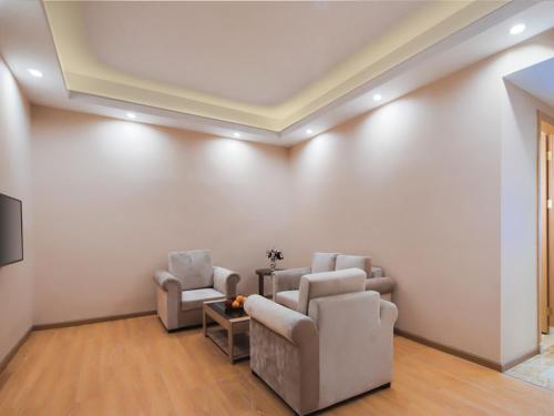 Vienna Hotel Shanghai Jinshanwei Railway station City Beach in Fengxian and Jinshan Resort