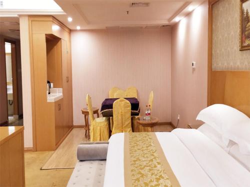 Vienna 3 Best Hotel Guangzhou Baiyun Avenue Beidongping Metro Station photo