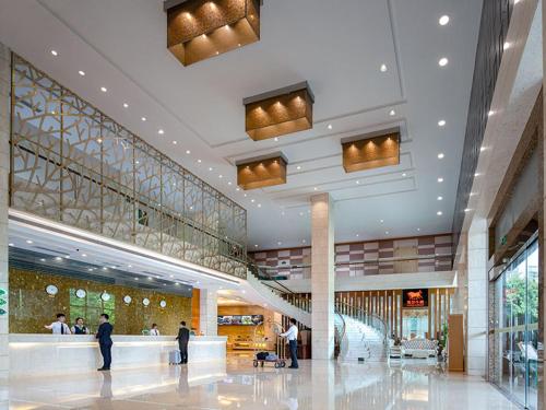 ヴィエナ ホテル シャジン (维也纳酒店沙井银座店)