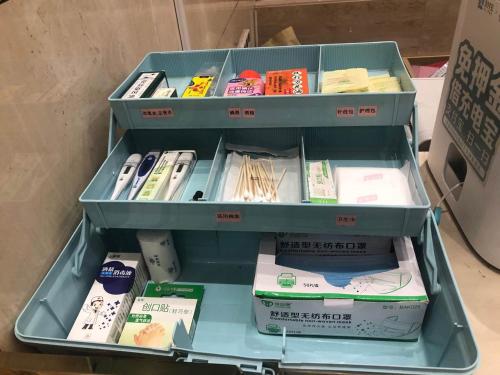 ヴィエナ ホテル シャジン (维也纳酒店沙井银座店)