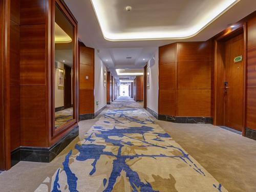 Vienna Hotel Nanchang County Chengbi Lake in Nanchang