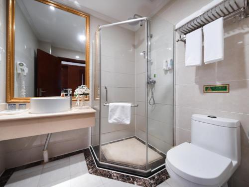 Vienna Classic hotel Nanchang Jiefang West Road Xinjia'an Metro Station