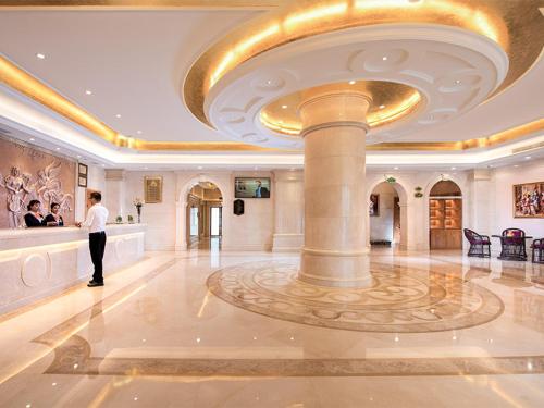 Vienna International Hotel Huazhou East Beijing Road – Huazhou (Maoming), IA