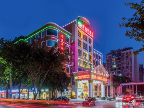 Vienna Hotel Guangxi Guilin Railway Station Cuizhu Road in สถานีรถไฟกุ้ยหลิน