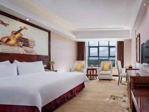 Vienna Hotel Shenzhen Pingshan Shenshan Road - image 3