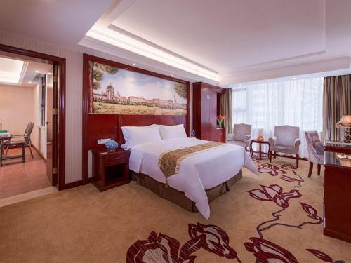 Vienna Hotel Shenzhen Bao'an Xin'an