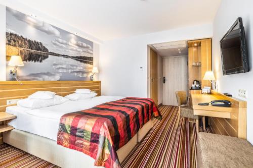1 queen bed