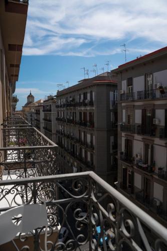 Vico 22 Rooms Napoli – Naples, CO