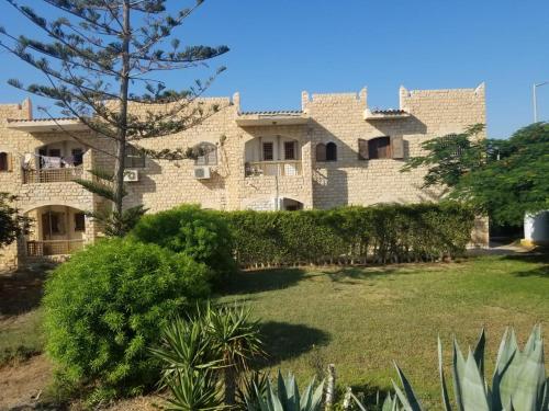 Cozy Chalet Beach House in Marina 5 4 Rooms 3 Baths
