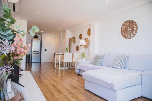  Larala 01- Nuevo apartamento en el Arenal con vistas al mar in Jávea