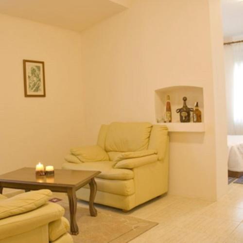 Akropoli Hotel – Golem, AL