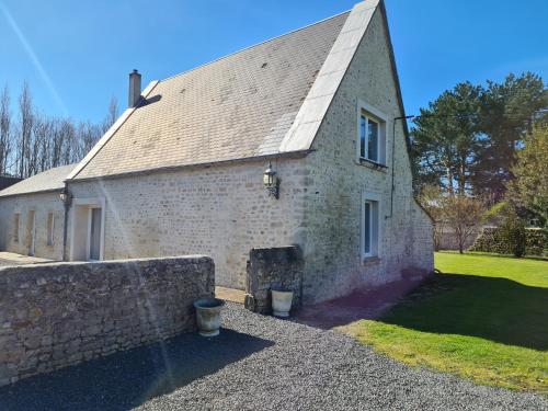 Maison vacance typique plages du débarquement gîte à louer Russy