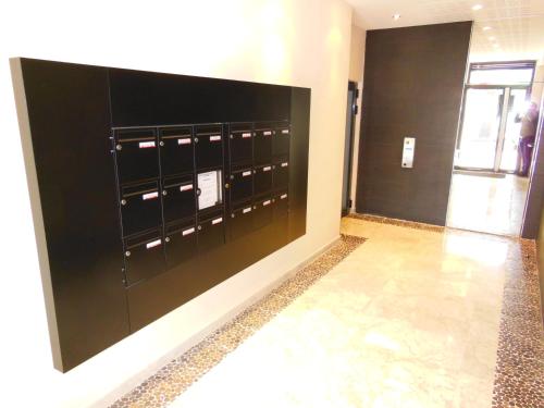3 Bedrooms 3 bathrooms central Cannes Lecerf 411 - image 13