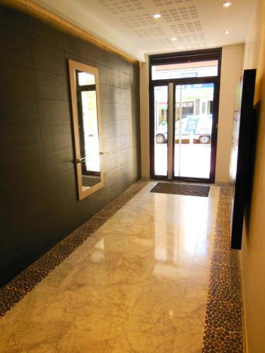3 Bedrooms 3 bathrooms central Cannes Lecerf 411 - image 10