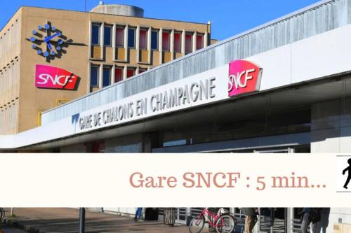 LOFT proche hyper-centre☆Gare☆Internet☆Parking