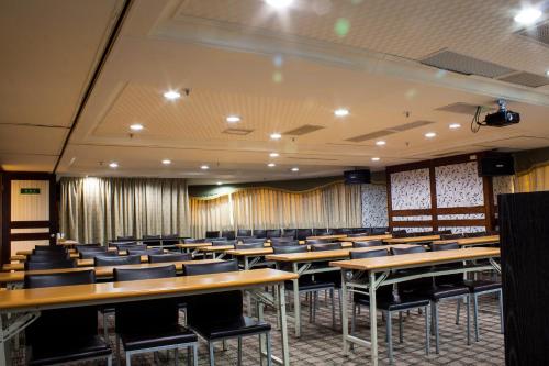 Rated highly by Business travelers