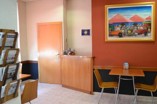 Hostal Bartis - image 3
