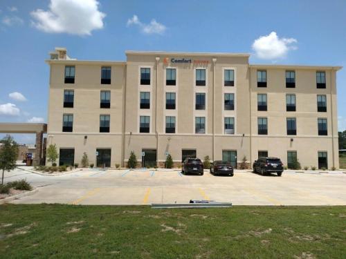 Comfort Suites West Monroe near Ike Hamilton Expo Center