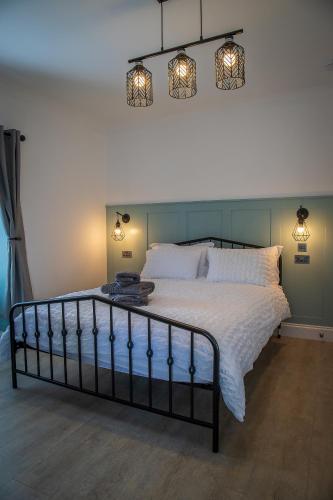 Great Glen Way Canal Side Apartment
