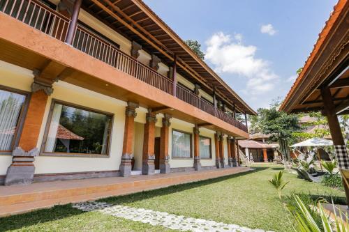Ubud Hotel & Cottages
