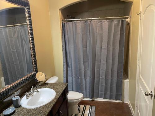 COZY 2BR Luxurious Galleria Apt