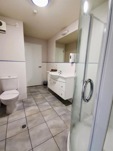 The Anchorage Apartments Room Type - Deluxe Double Room with Balcony