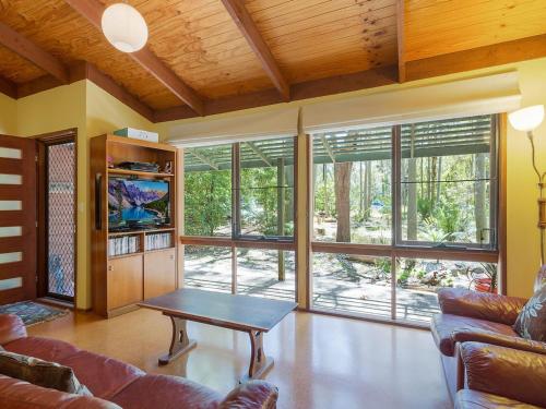 Caseys Pet Friendly Beach Cottage in Mystery Bay
