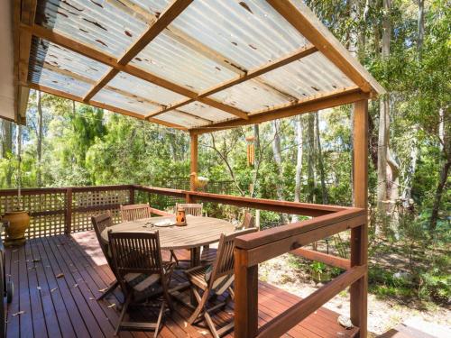 Caseys Pet Friendly Beach Cottage in Mystery Bay