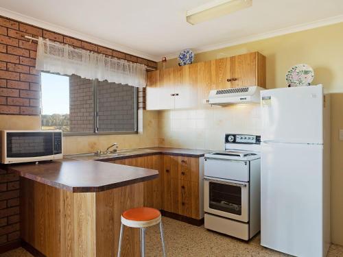 Grandview Apartment Ocean Views in Kianga