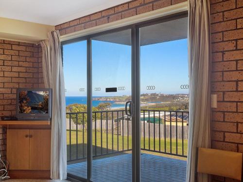 Grandview Apartment Ocean Views in Kianga