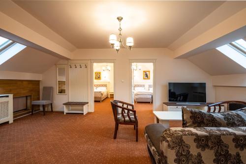 Iekārtas, Apartament Hotel H in Orastie