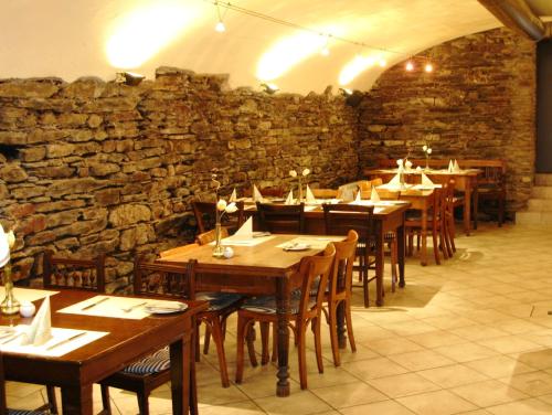 Gast und Weinhof Beim Schneemann - image 2