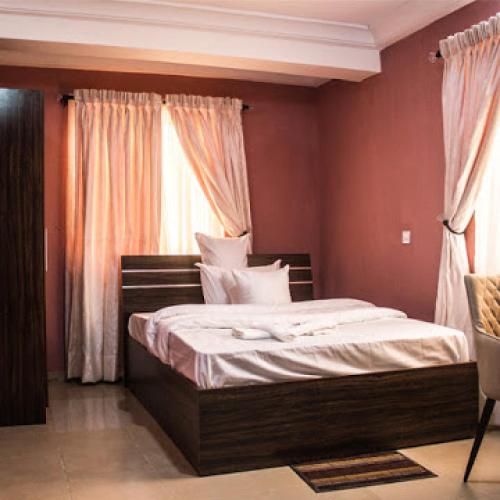 Oragon Hotel - Executive - Tap to explore photos